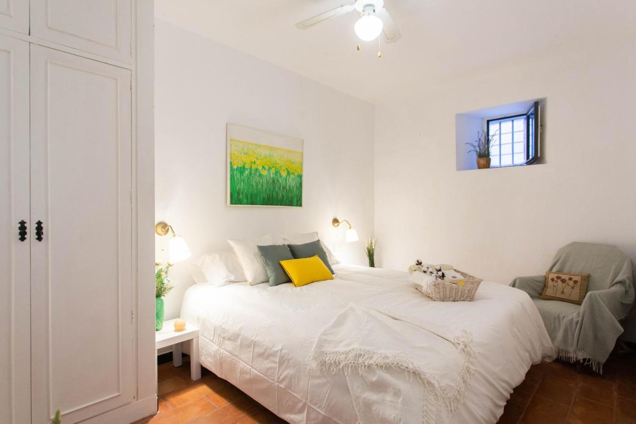 Corral Del Conde Apartment Sevilla Bagian luar foto