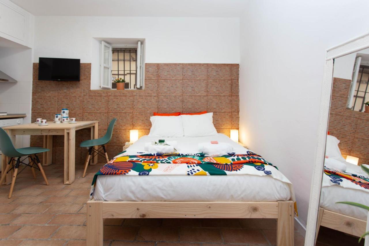 Corral Del Conde Apartment Sevilla Bagian luar foto