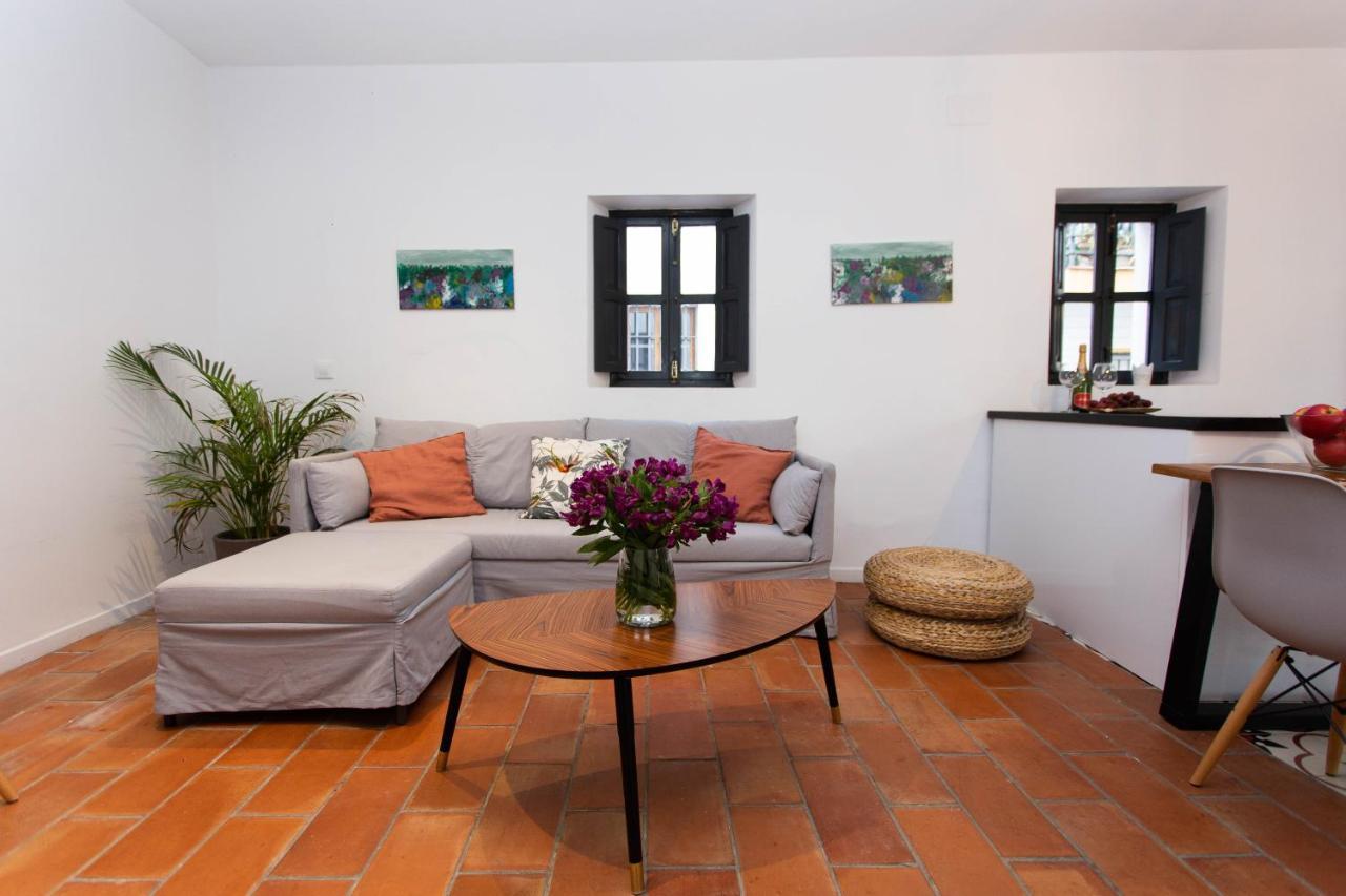 Corral Del Conde Apartment Sevilla Bagian luar foto